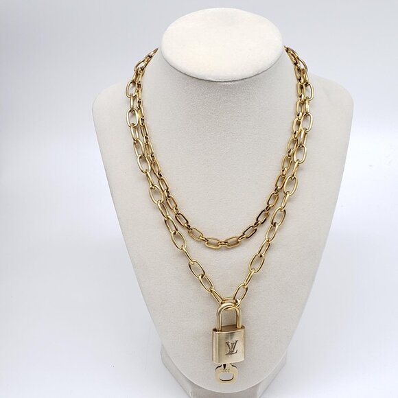 Authentic Louis Vuitton Gold Padlock w/ Unbranded Fashion Stainless Steel Chain - Picture 7 of 8